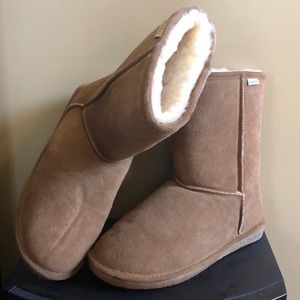 bearpaw boots!